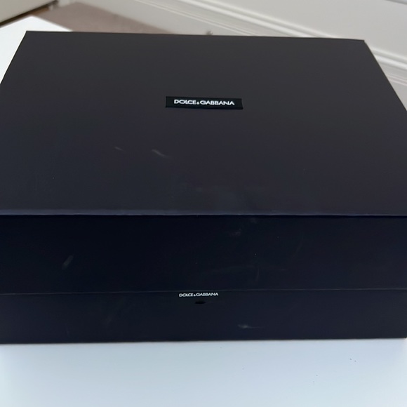 Authentic Dolce and Gabana Miss Sicily Handbag - Picture 12 of 12